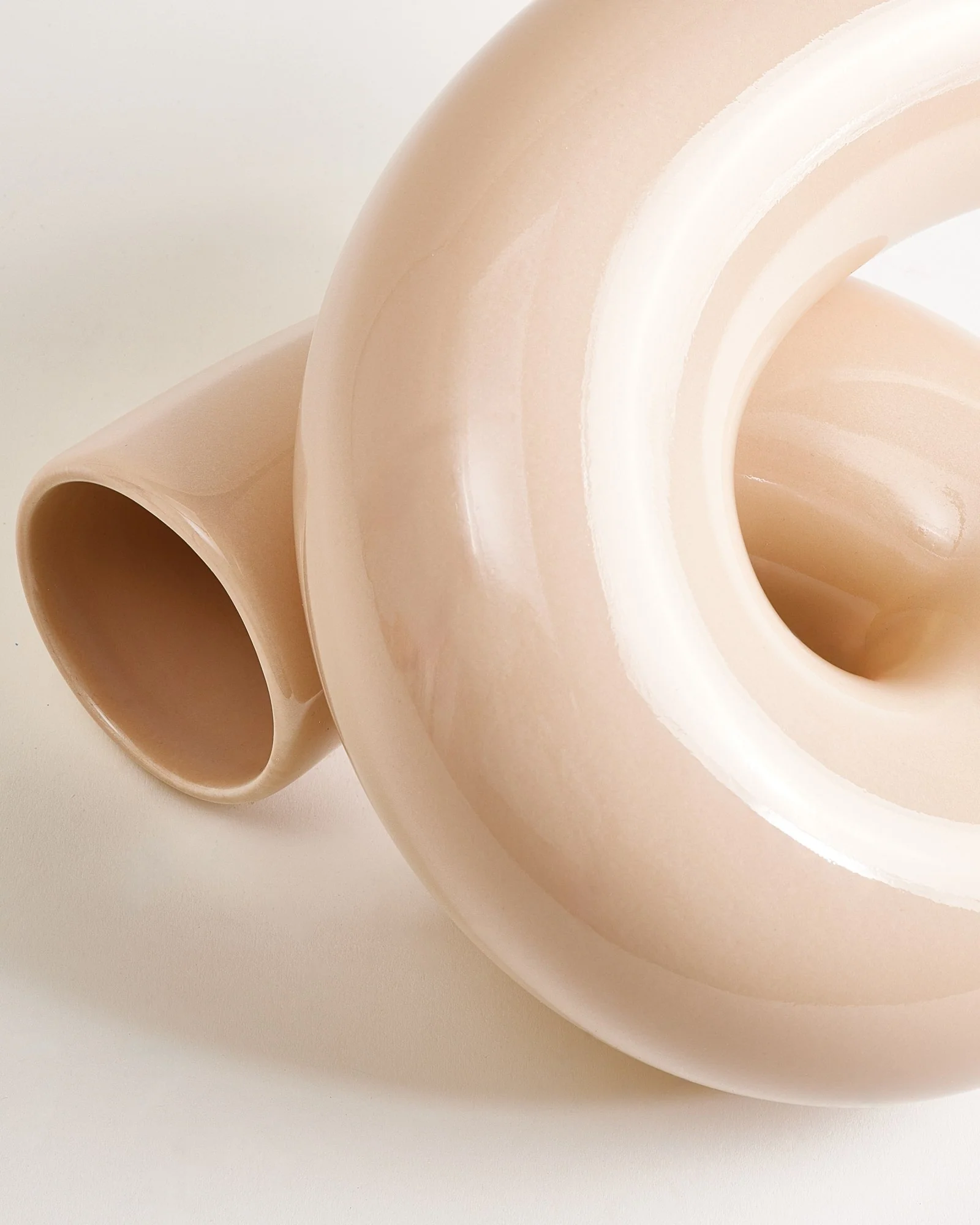 MaM x Ju Schnee Vase XL cappuccino - Image 4